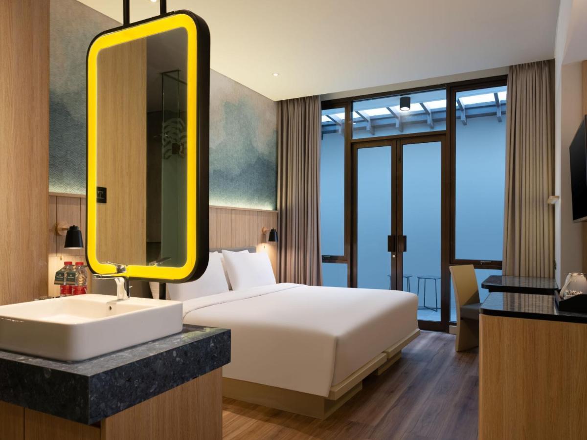 Hotel Santika Pasirkaliki Bandung Dış mekan fotoğraf